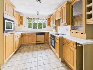 Kitchen- click for photo gallery